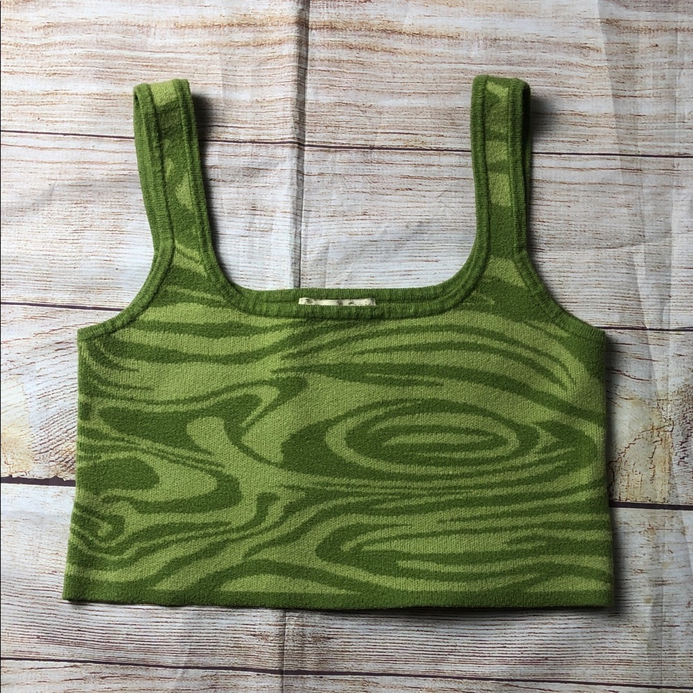 Stylish Green‎ Patterned Sweater Crop Top